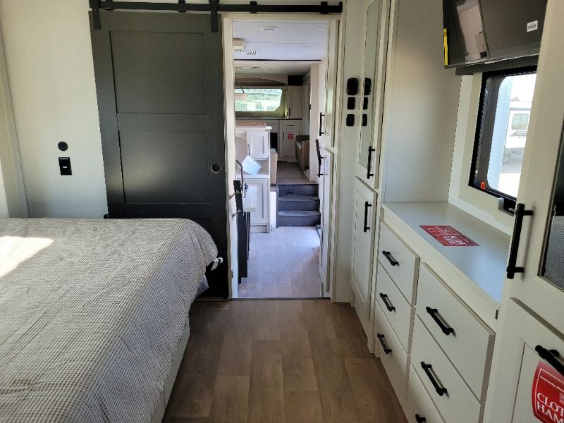 2026 Grand Design Solitude 380FL - Image 22
