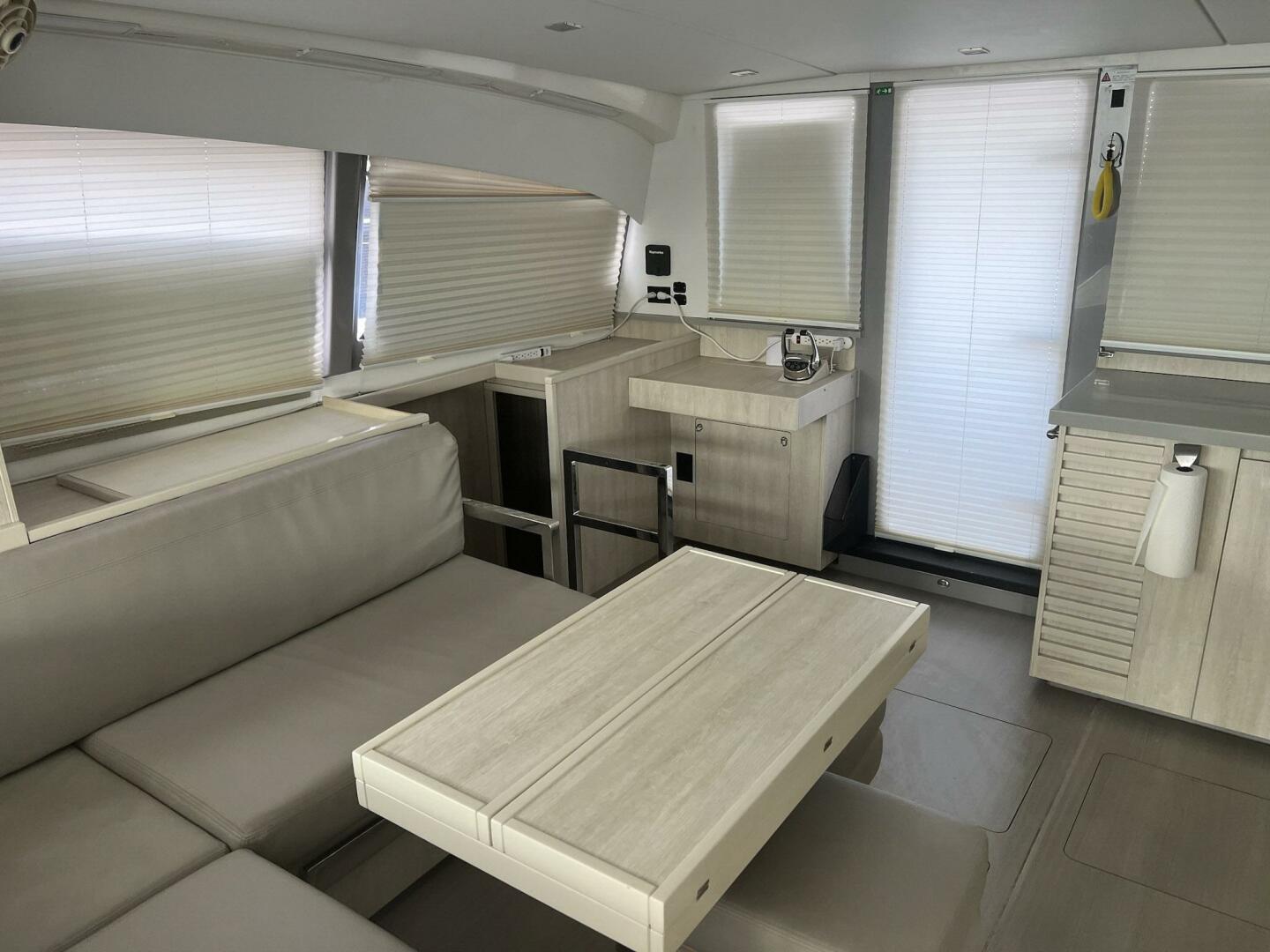 2018 Leopard 43 Powercat - Image 20