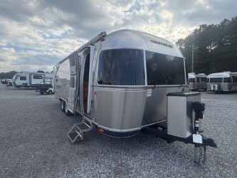 2027 AIRSTREAM FRANK LLOYD WRIGHT 28RBT - Image 1