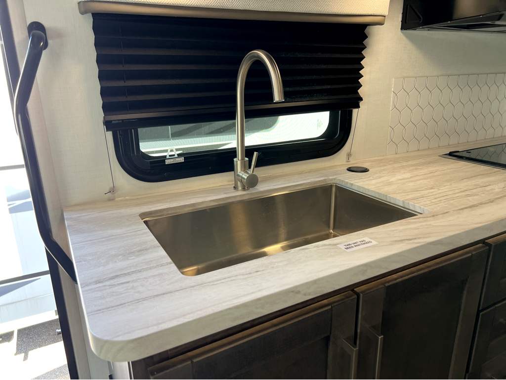 2026 JAYCO REDHAWK 24B - Image 10