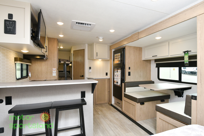 2027 Ember RV E-Series 22ETS - Image 20