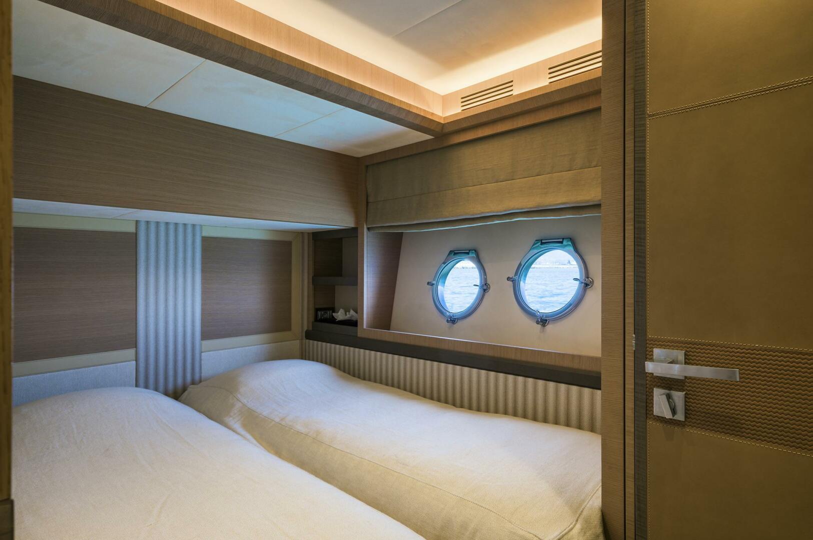 2016 Monte Carlo Yachts Custom - Image 20