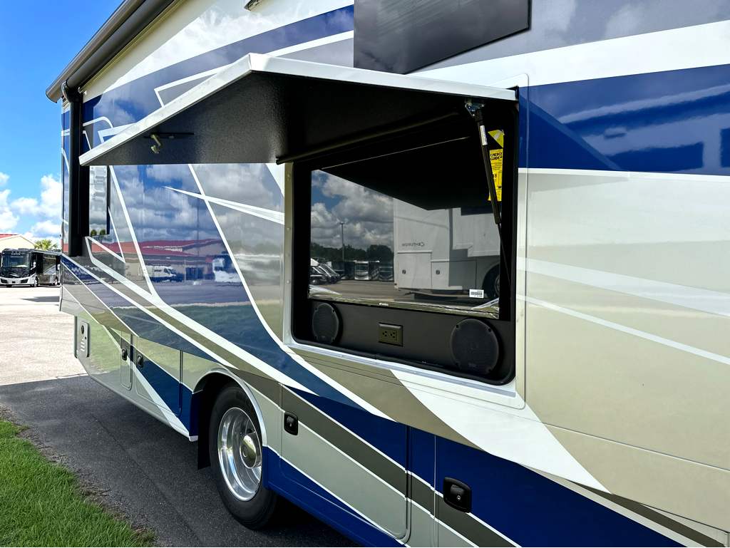 2027 ENTEGRA COACH VISION XL 36C - Image 7