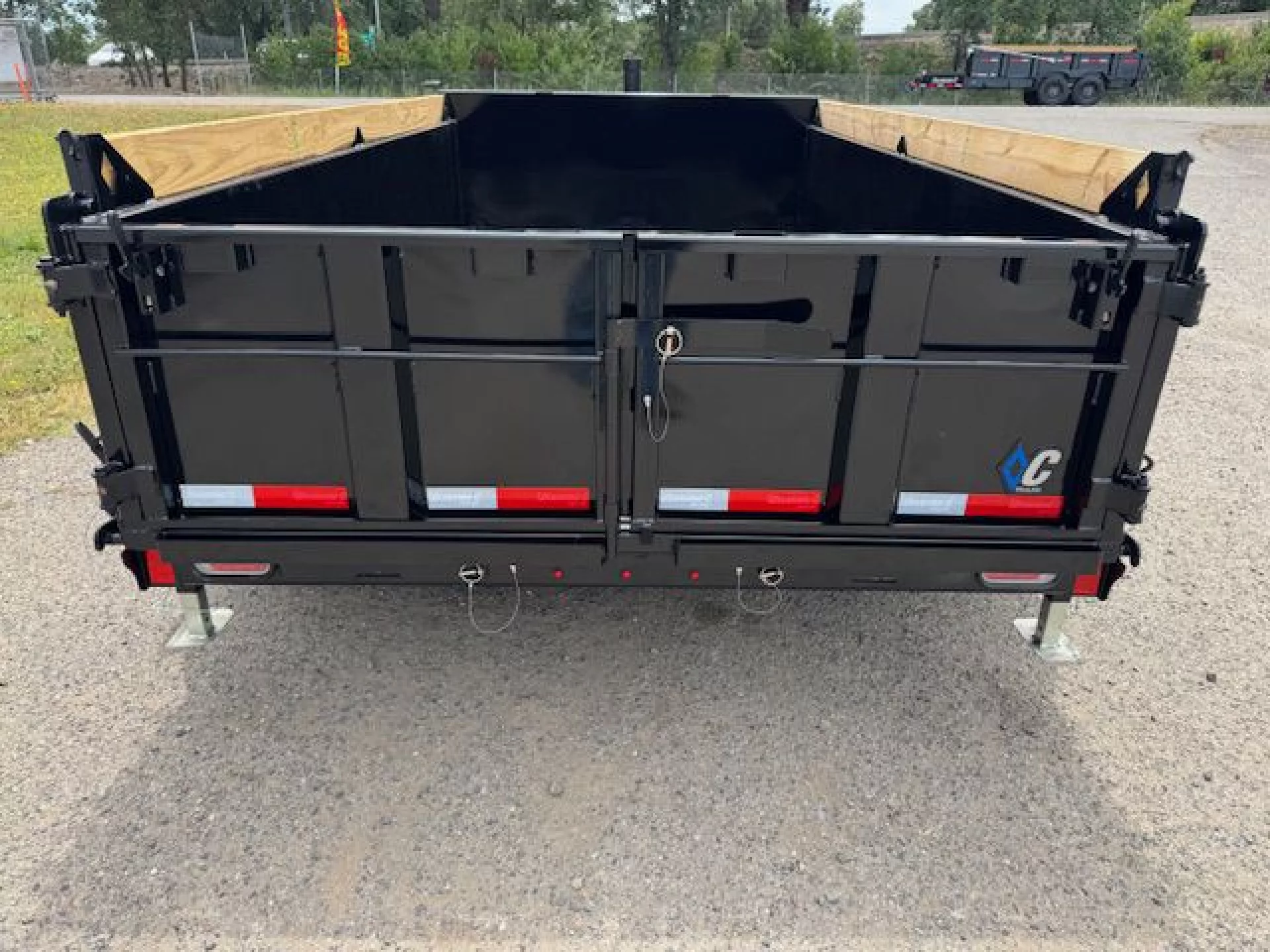 2026 DIAMOND C TRAILERS DIAMOND C MDT 206 MEDIUM DUTY 12X77 24 SIDES - Image 5