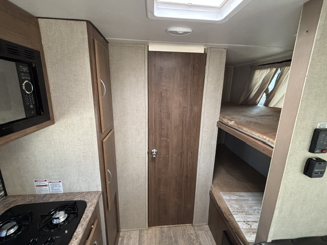 2018 Gulf Stream Ameri-Lite Super-Lite 198BH - Image 14