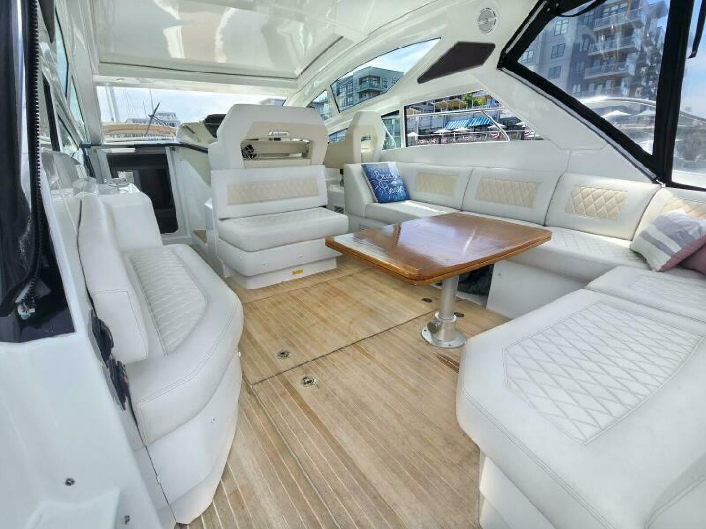 2019 Beneteau Gran Turismo 40 - Image 9