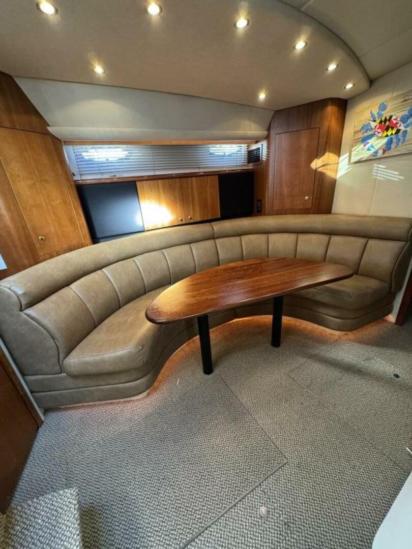 2001 Cruisers 4270 - Image 52