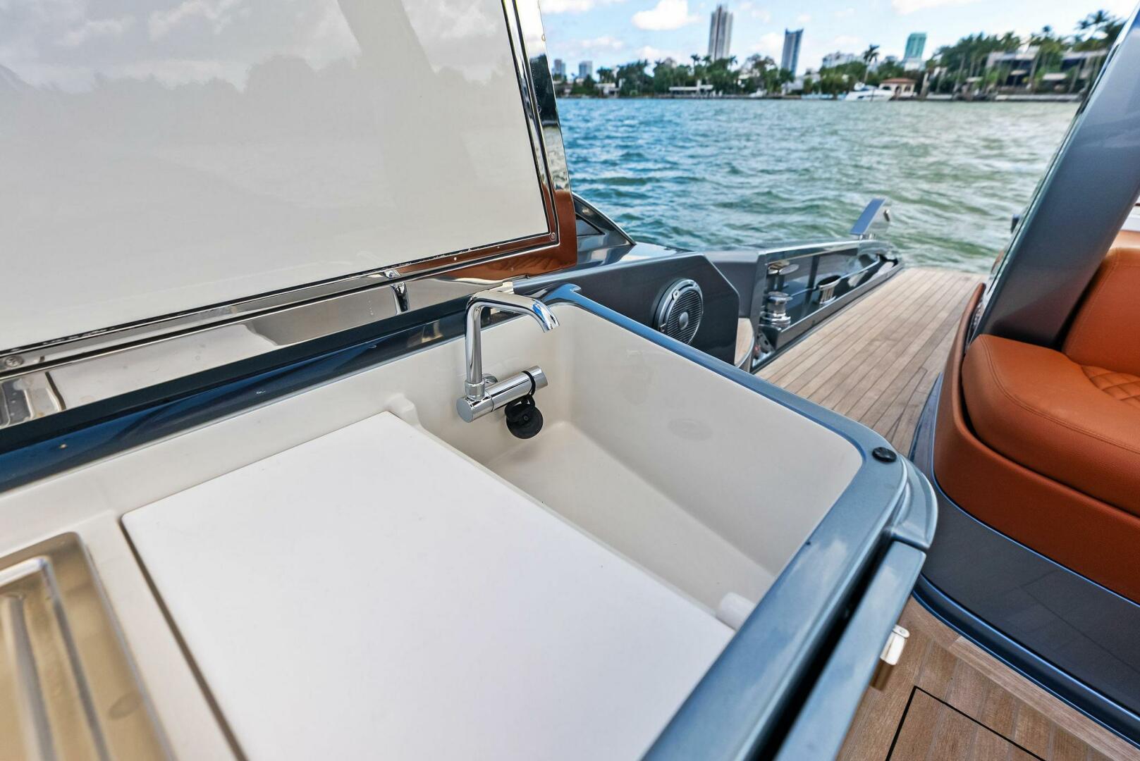 2021 Riva 56' Rivale - Image 29