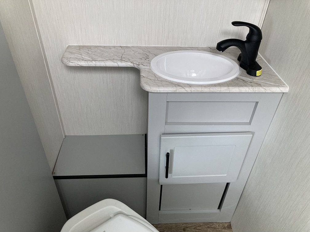 2020 Forest River Vibe West 17RS - Image 15