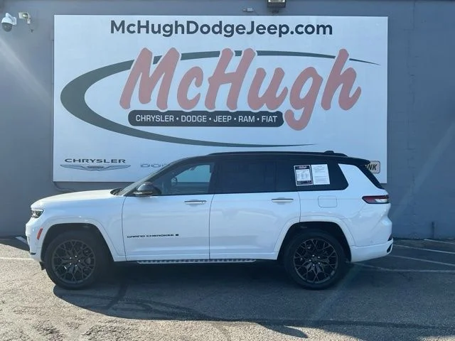 2025 Jeep Grand-Cherokee-L Laredo Altitude 4x4 - Image 8