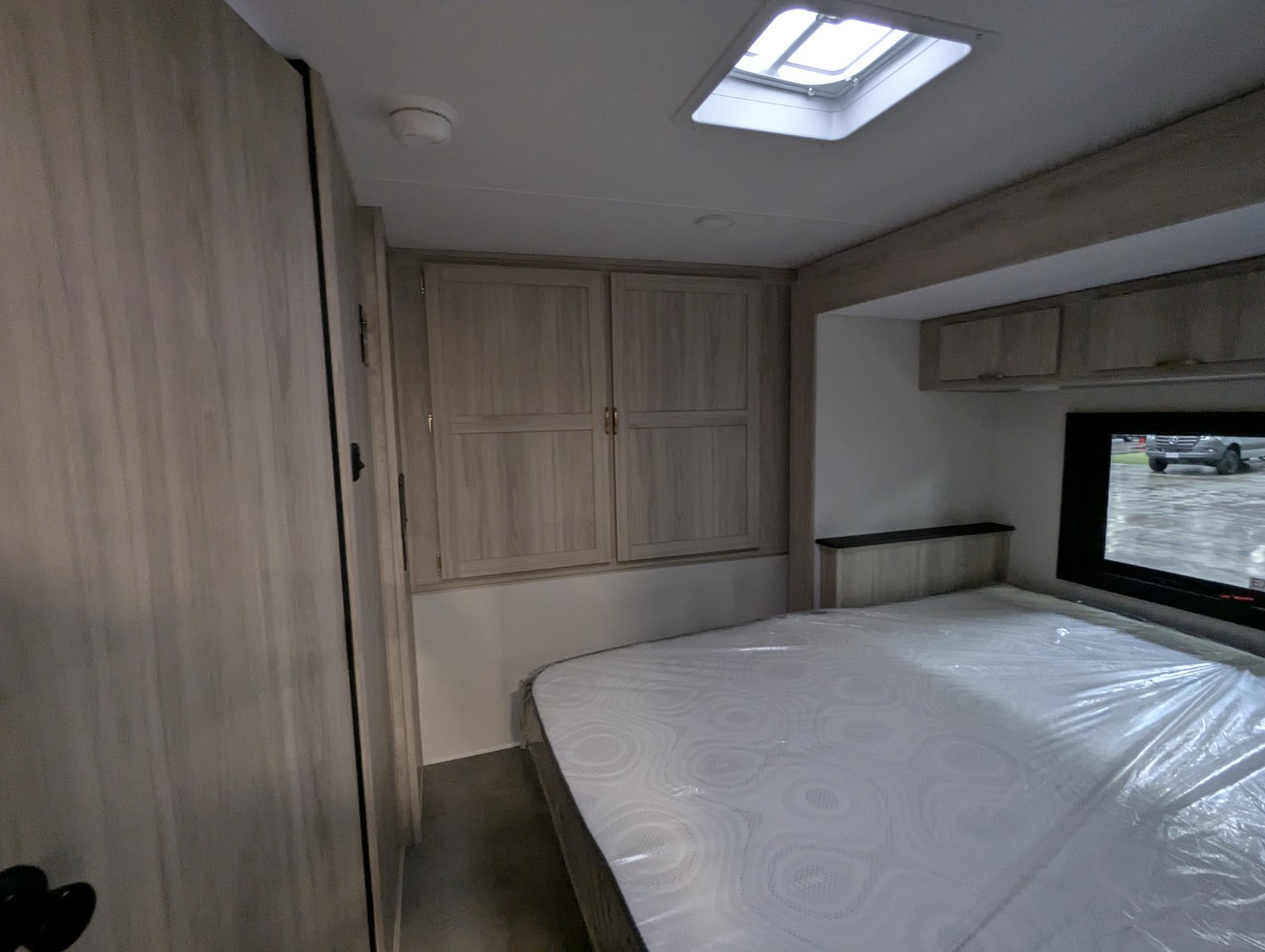 2027 Coachmen Cross Trail 26XG - Image 30