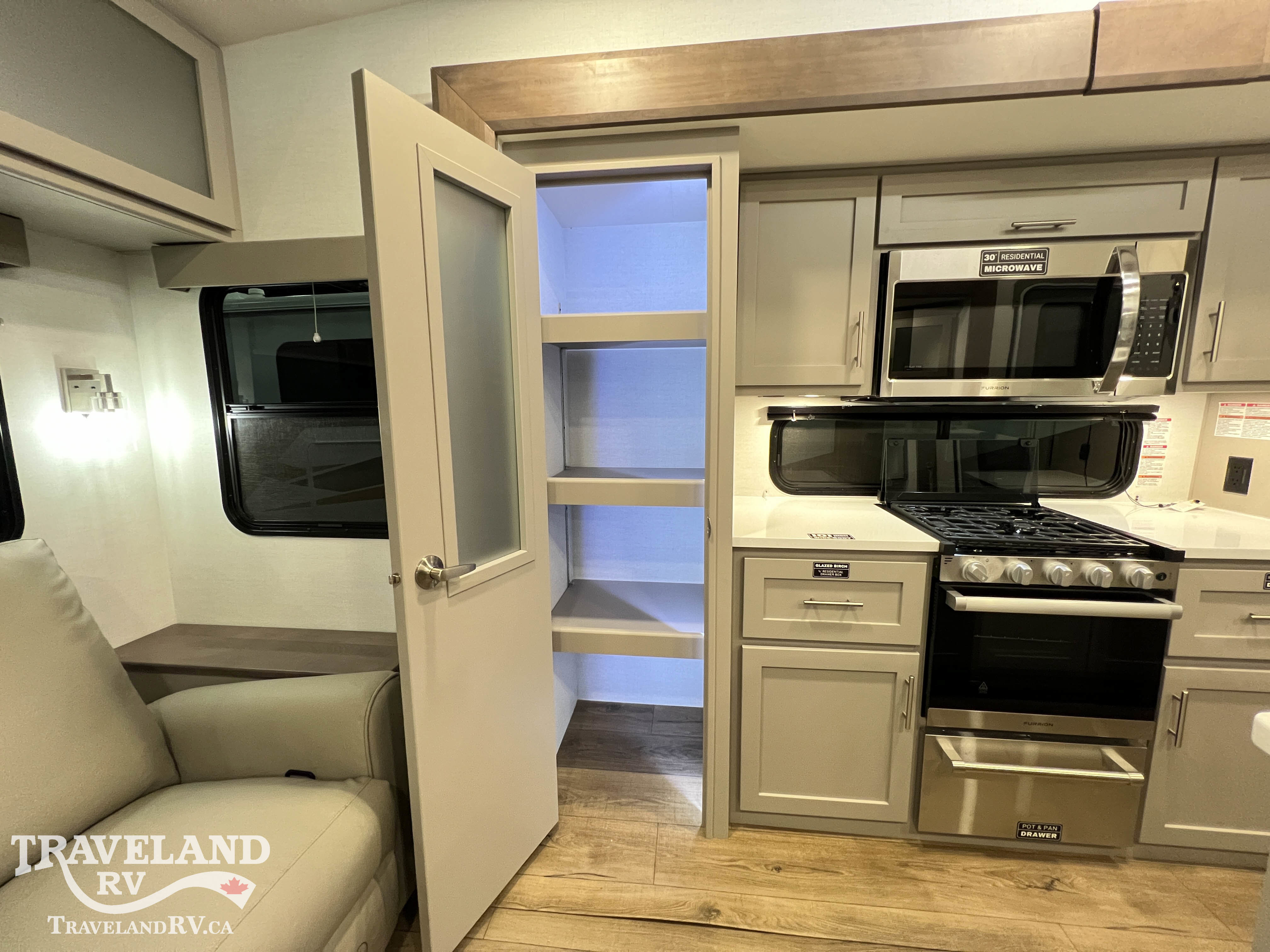 2026 Alliance RV AVENUE 25RL - Image 10