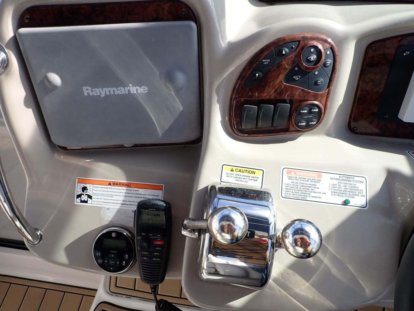 2006 Sea Ray 340 Sundancer - Image 15