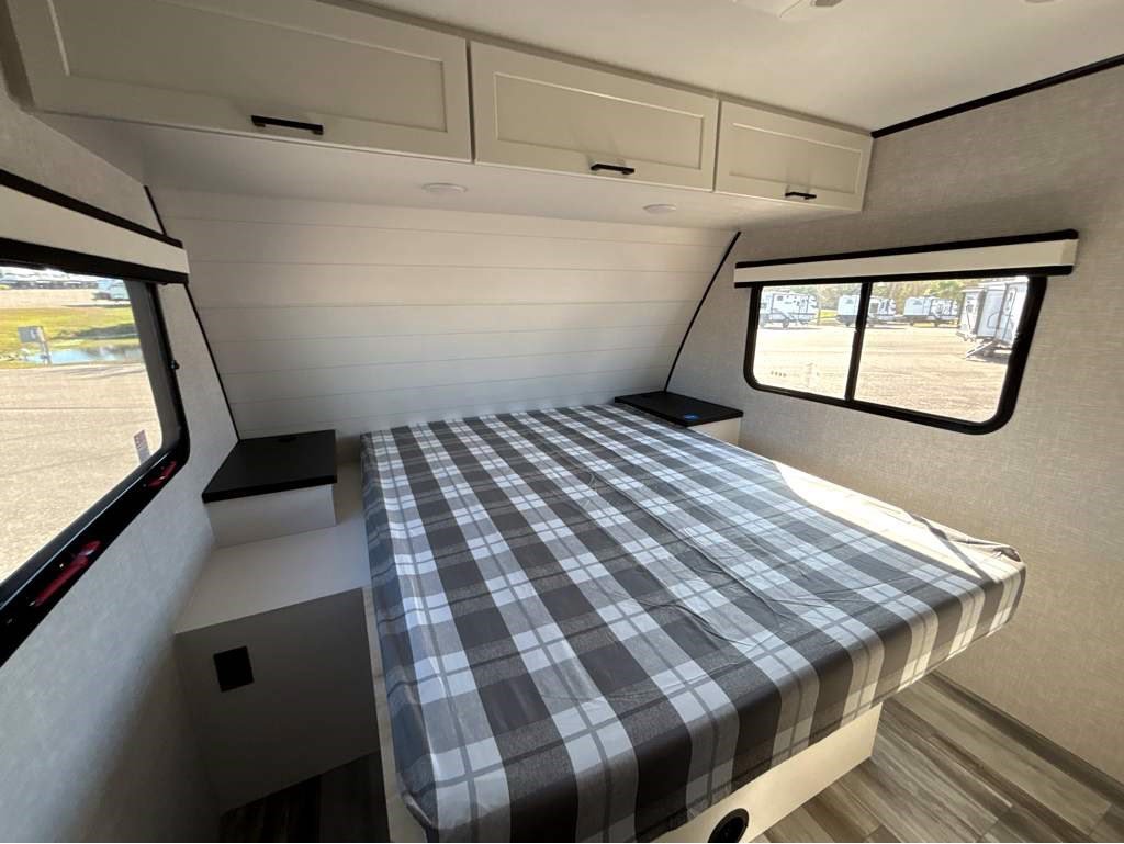 2026 JAYCO JAY FEATHER 29BHB - Image 18