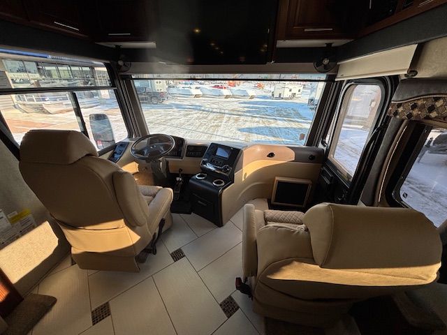 2014 Coachmen Cross Country 404RB - Image 51