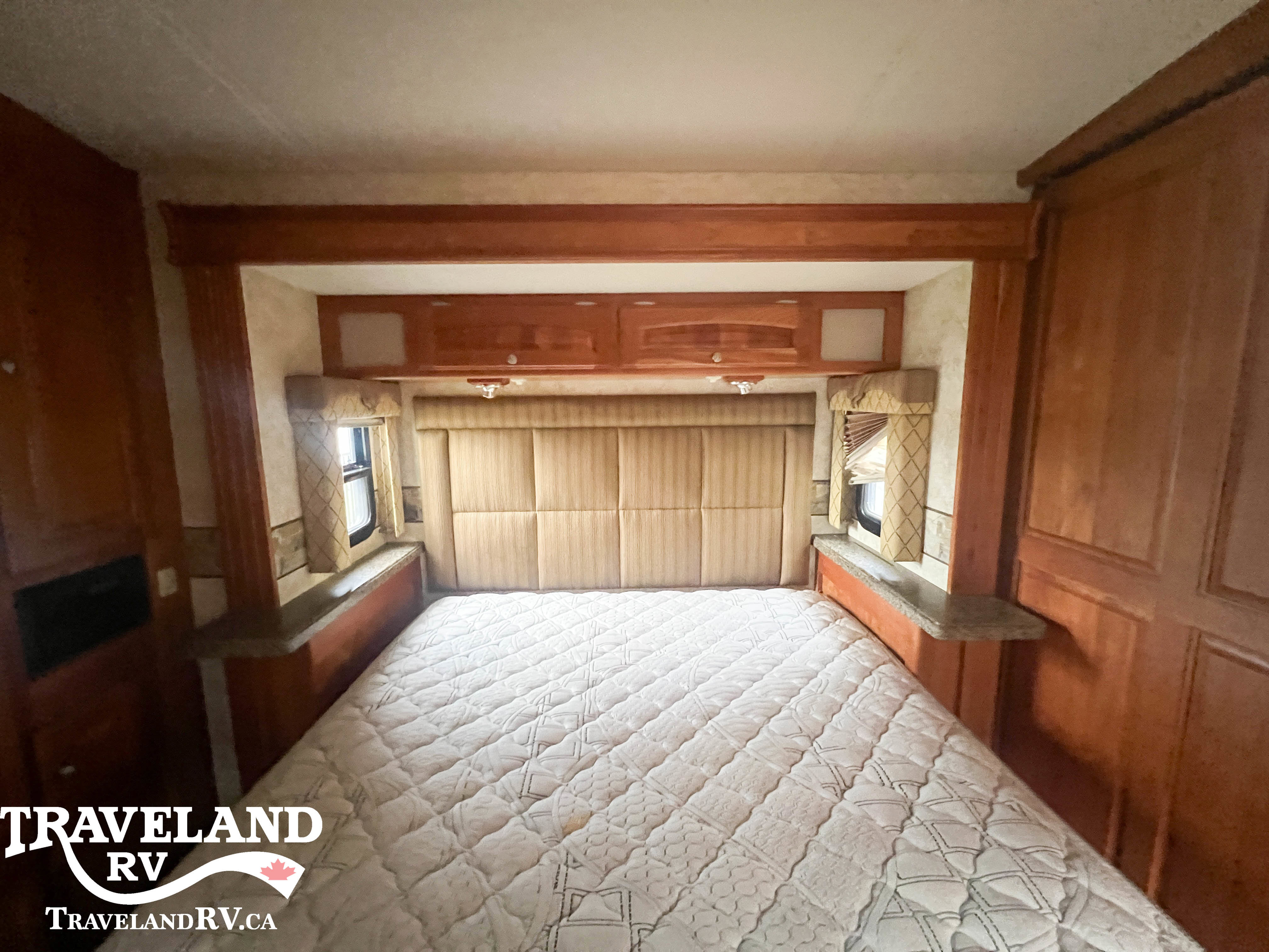 2005 TRIPLE E EMPRESS 3902FB - Image 29