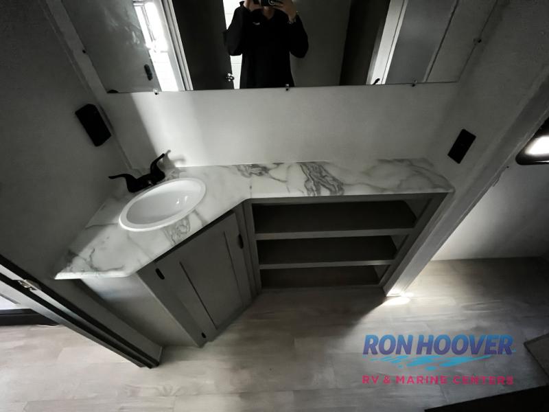 2025 COACHMEN 282DORM - Image 27