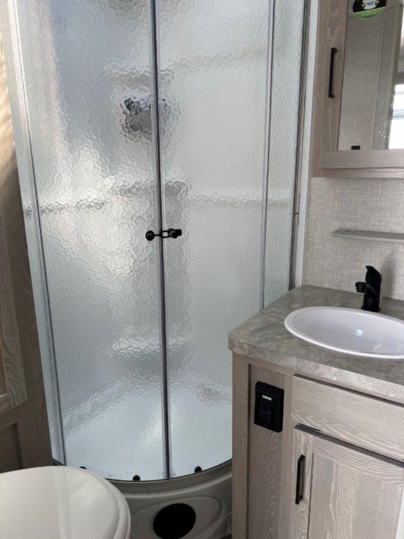 2022 Forest River Rockwood Roo 235S - Image 11