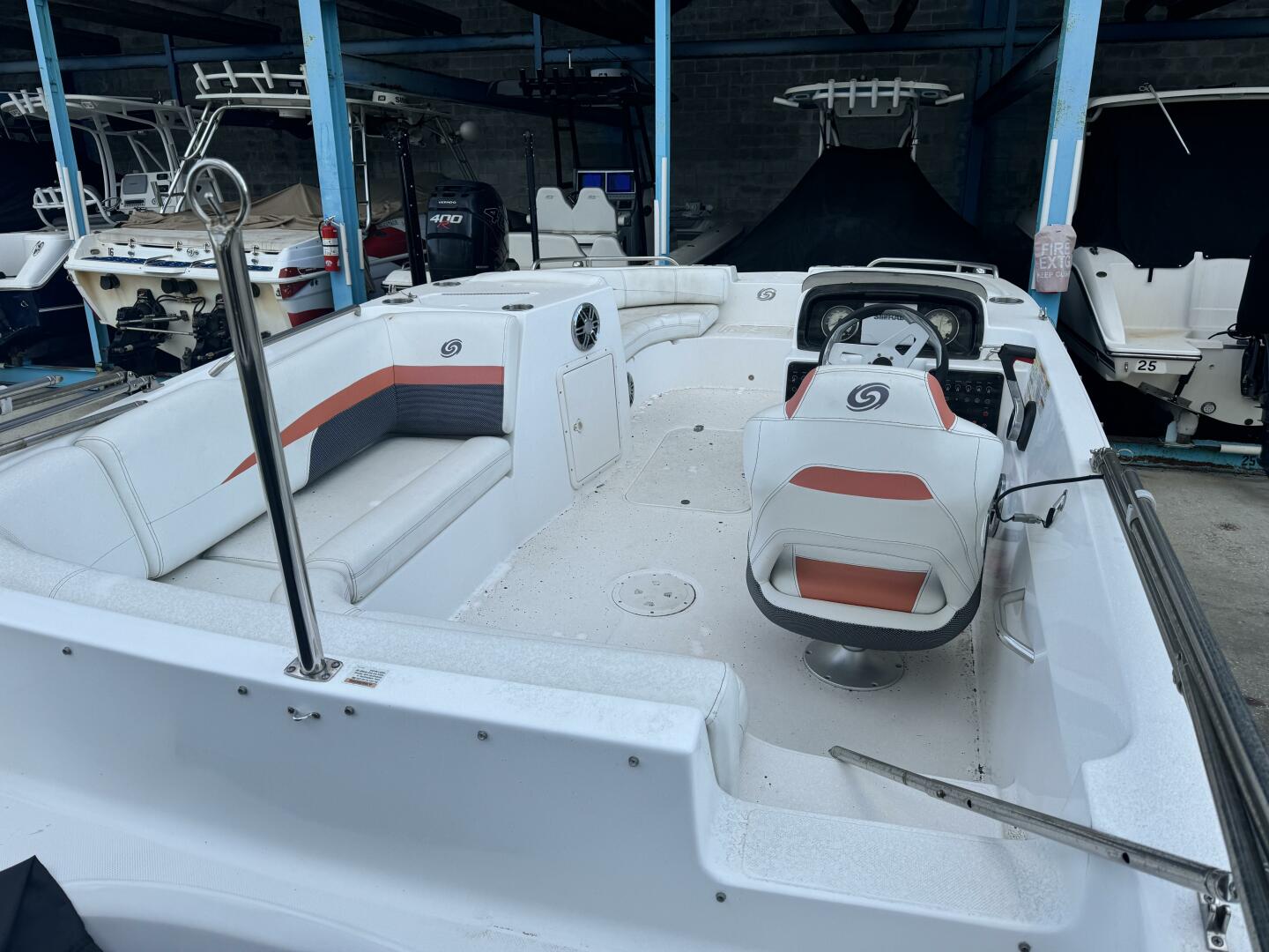 2021 Hurricane SunDeck Sport 188-OB - Image 5