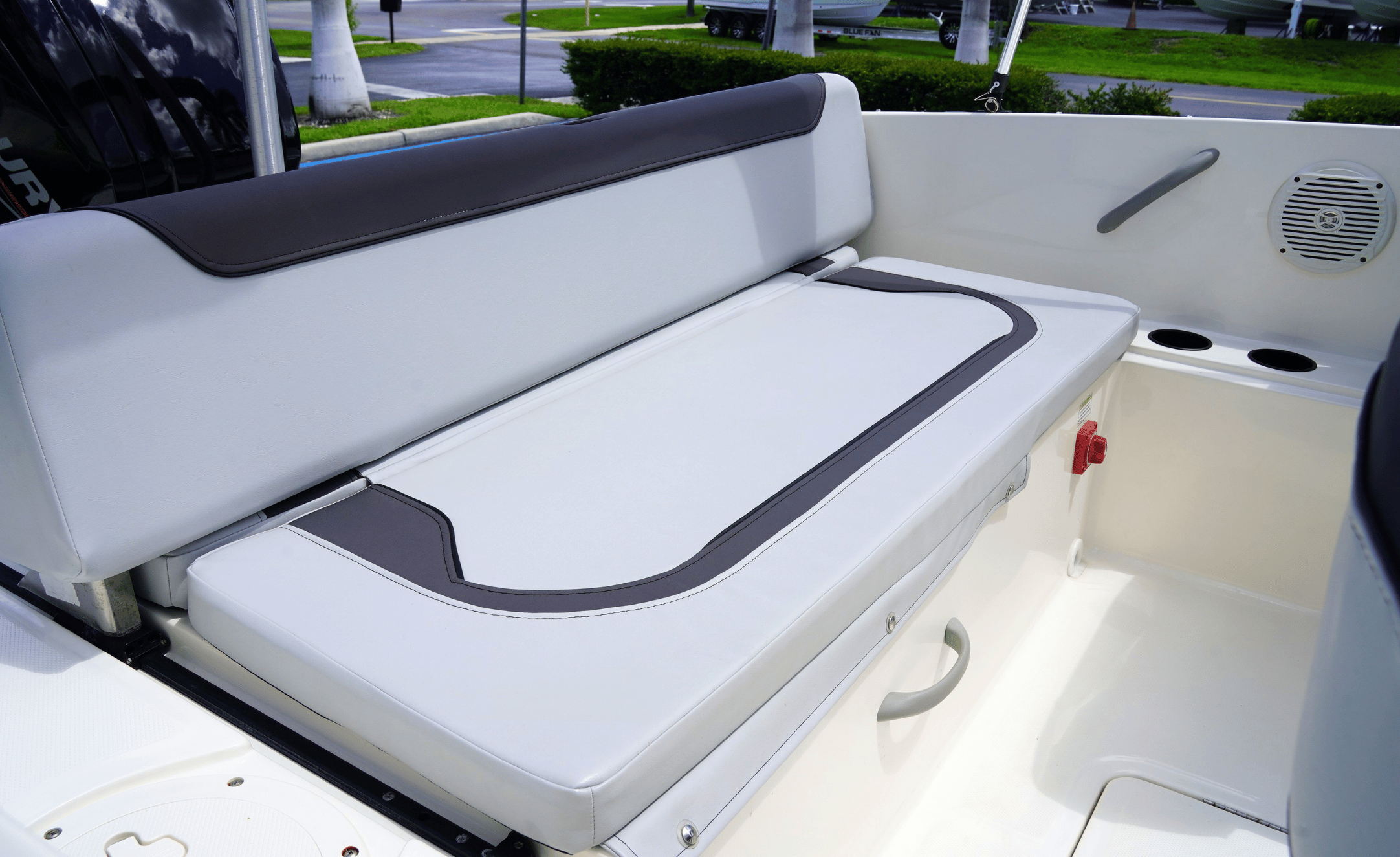 2024 BAYLINER M19 - Image 10