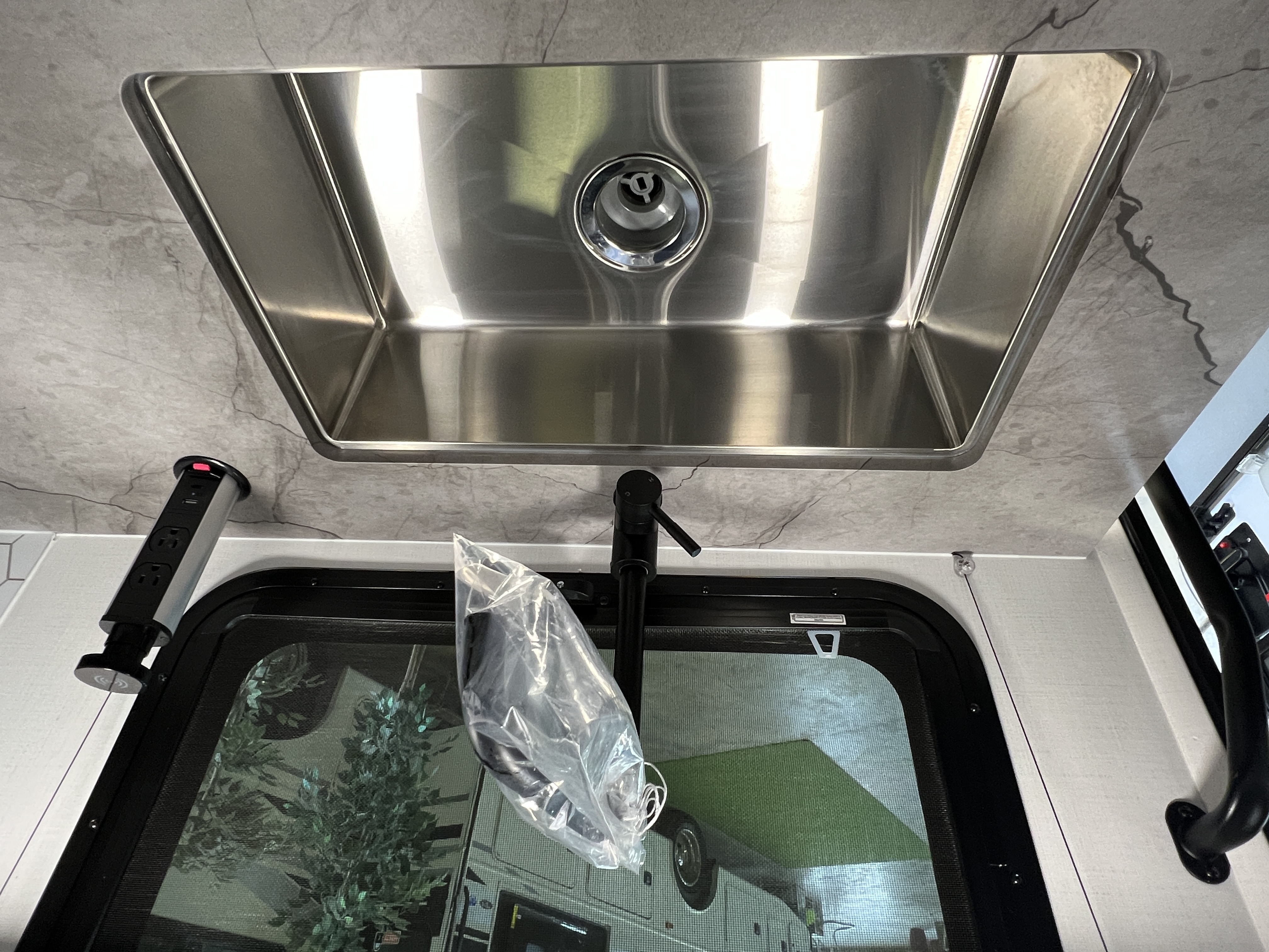 2027 Jayco Redhawk 24B - Image 25