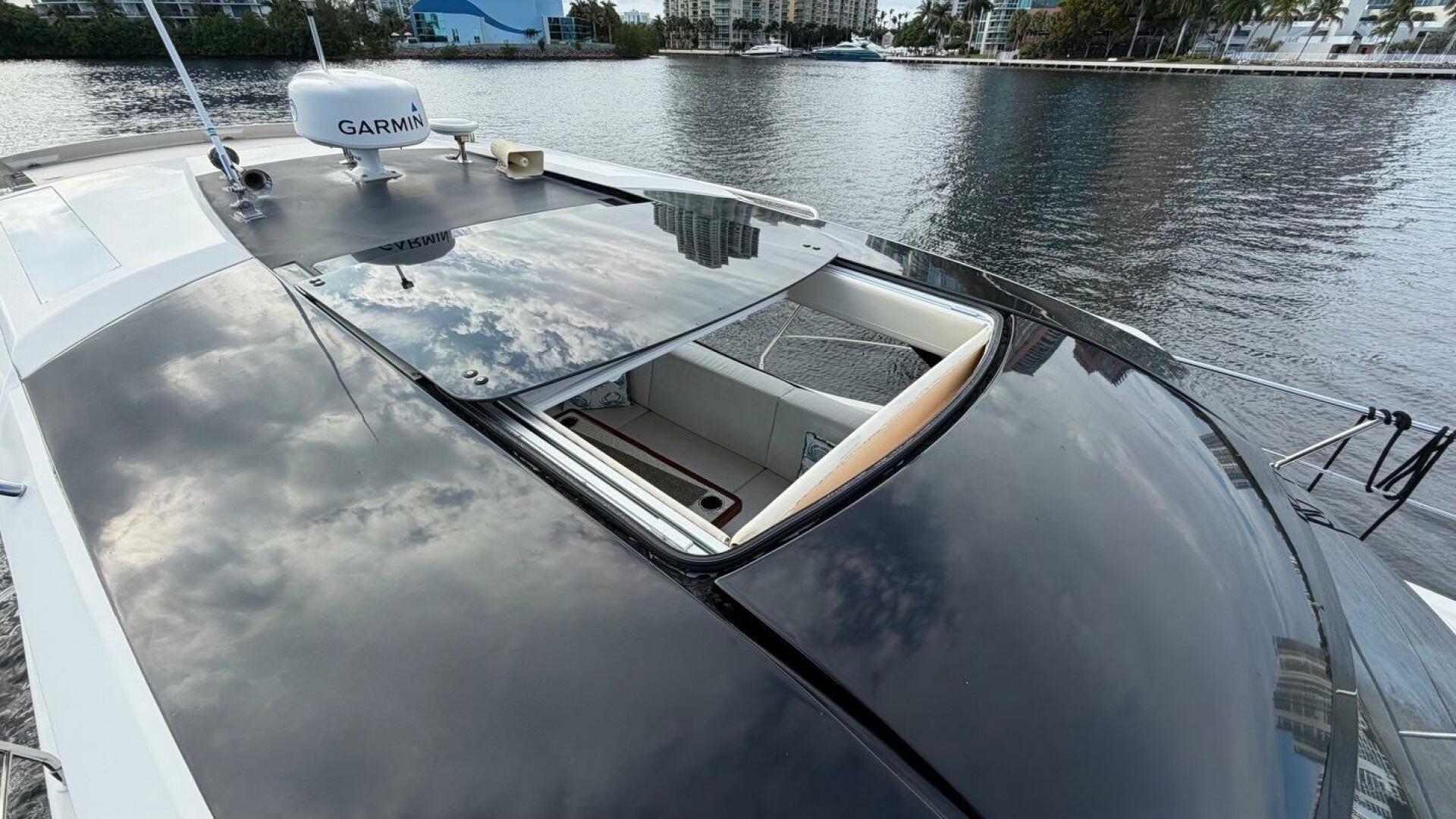 2019 Carver C34 - Image 19
