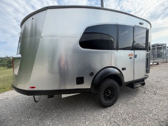 2026 AIRSTREAM Basecamp 20XE - Image 12