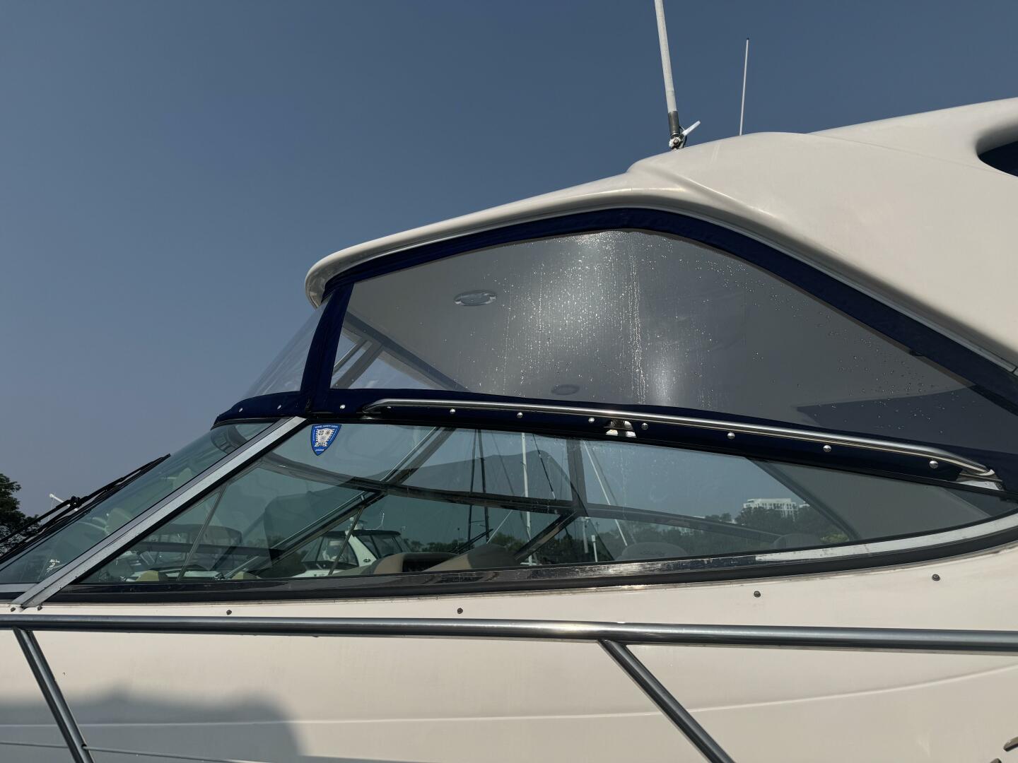 2001 Sea Ray 540 Sundancer - Image 8