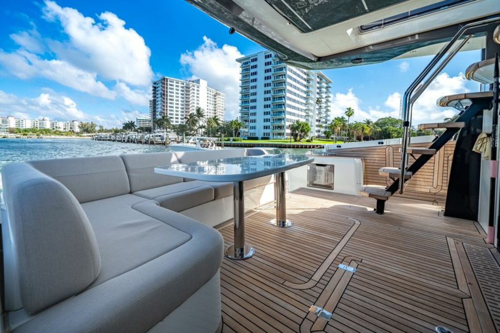 2024 Galeon 560 FLY Base - Image 36