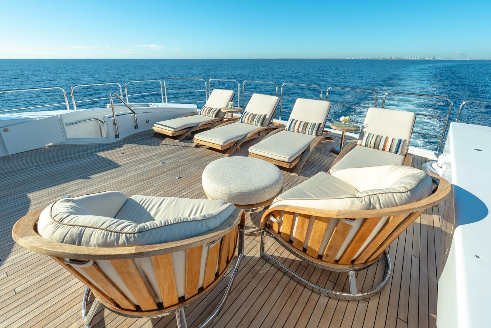 2018 Westport Raised Pilothouse - Image 43