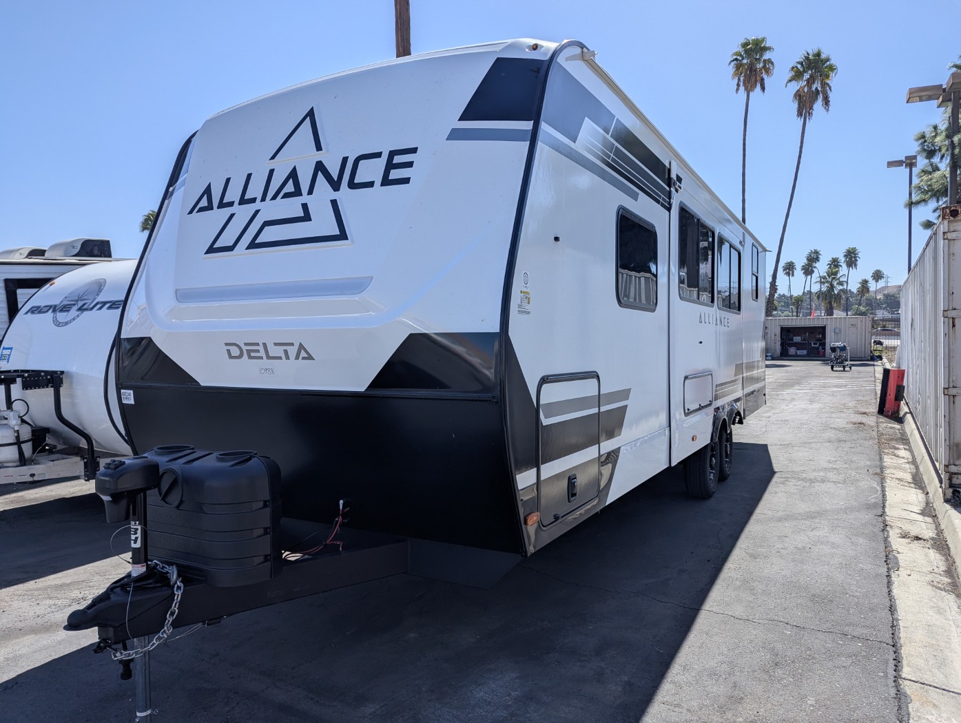 2027 Alliance RV Delta 281BH - Image 3