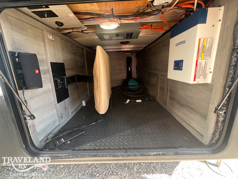 2023 KZ RV Durango Gold G386FLF - Image 5