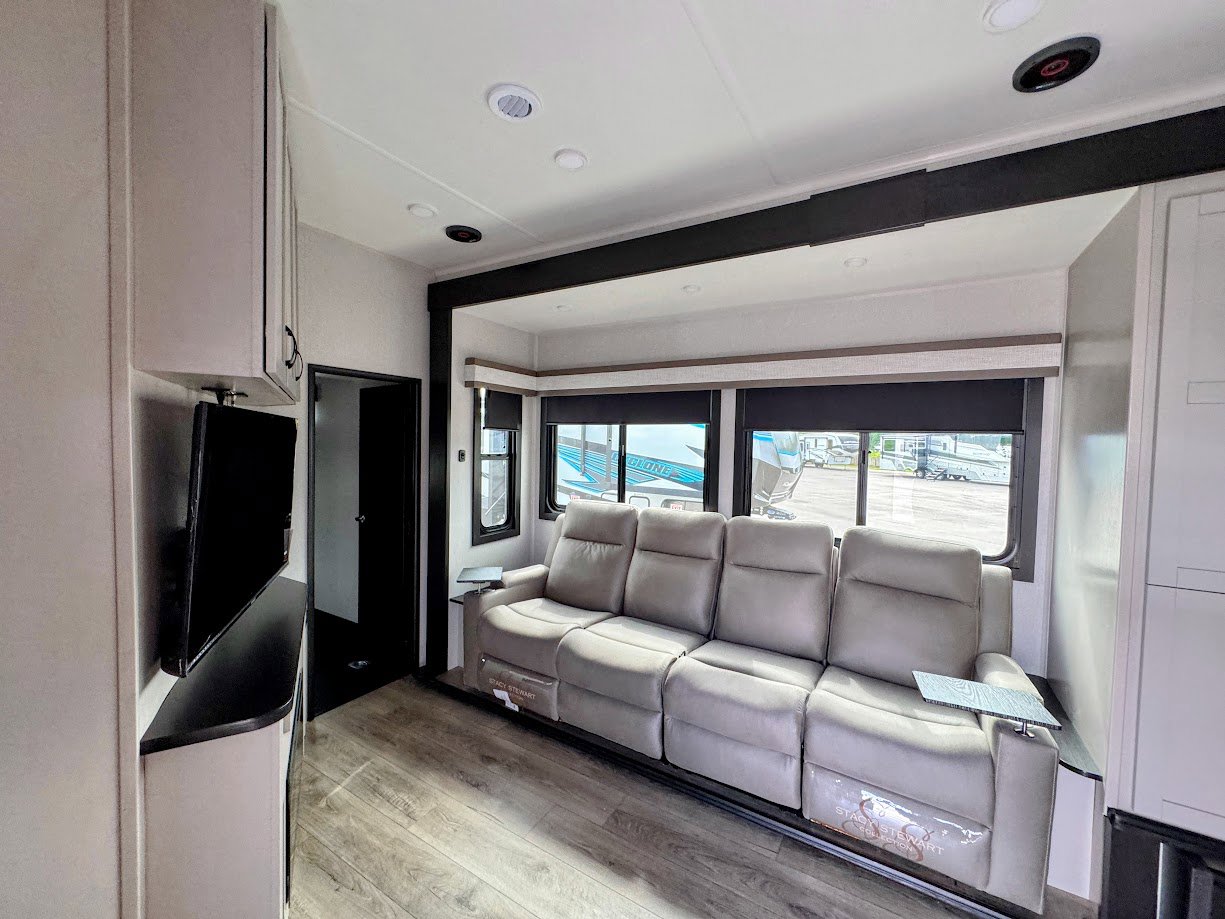 2026 JAYCO SEISMIC 413 - Image 54