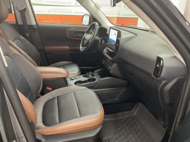2022 Ford Bronco Sport Utility 4D Outer Banks 4WD - Image 25