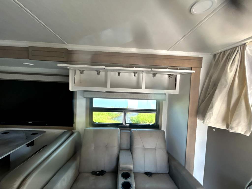 2027 JAYCO GREYHAWK 29MV - Image 33