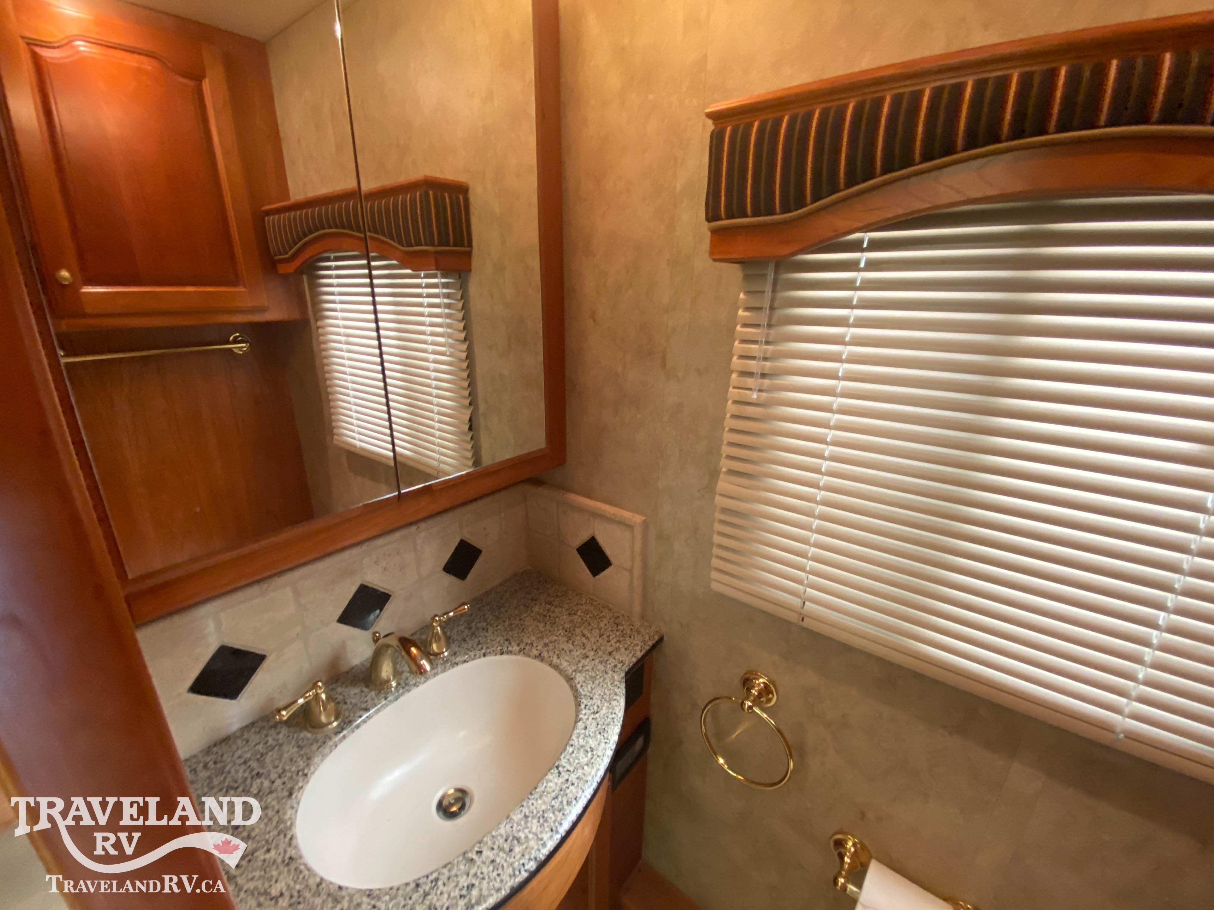 2007 COUNTRY COACH ALLURE 42 - Image 26