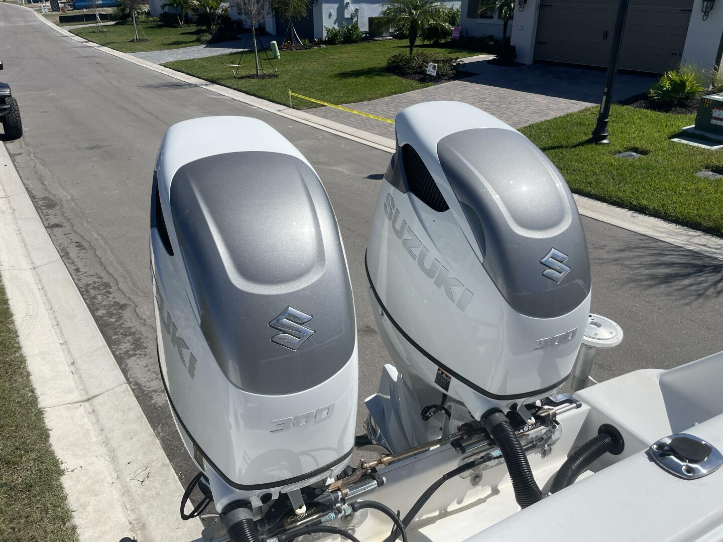 2004 Pro-Line 30 Express Walkaround - Image 17