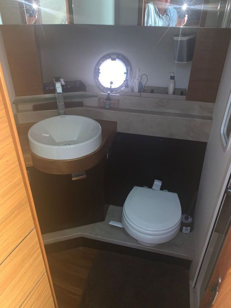 2017 Tiara Yachts - Image 14