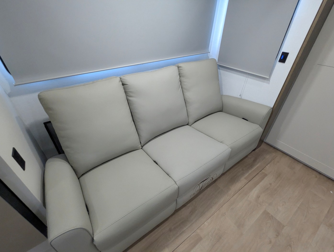 2027 Alliance RV Avenue 30BH - Image 39