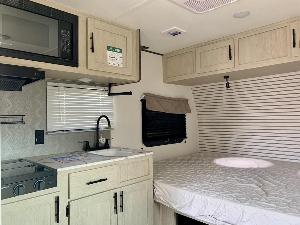 2026 COACHMEN 160RE - Image 5