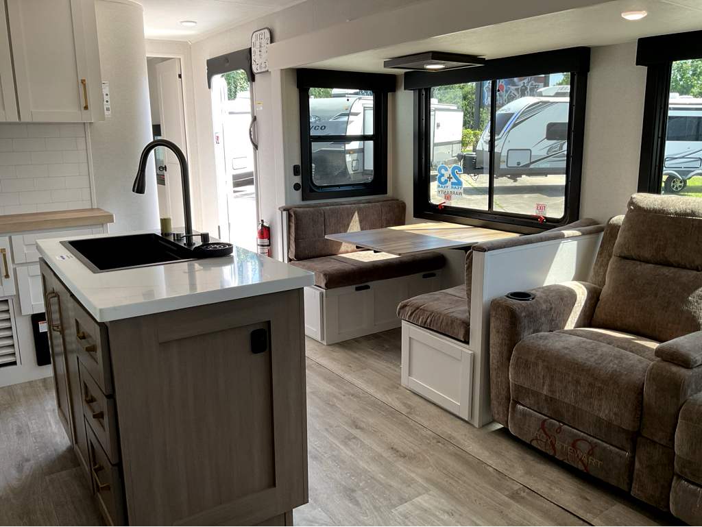 2026 JAYCO Eagle 312 BHOK HT - Image 14