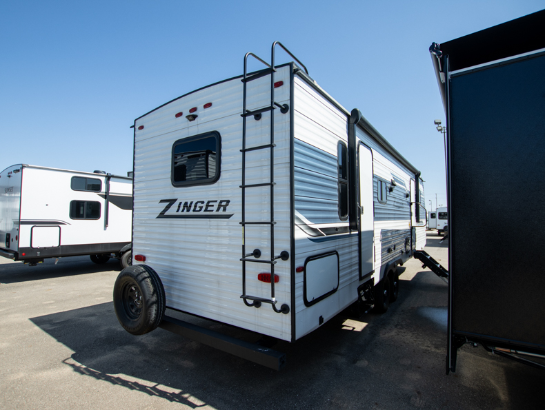 2023 CrossRoads Zinger 298FB - Image 2