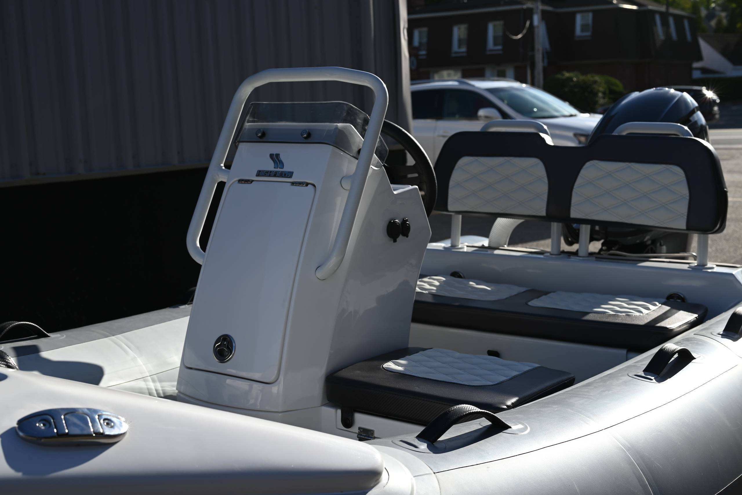 2027 Highfield Sport 330 Standard - Image 5