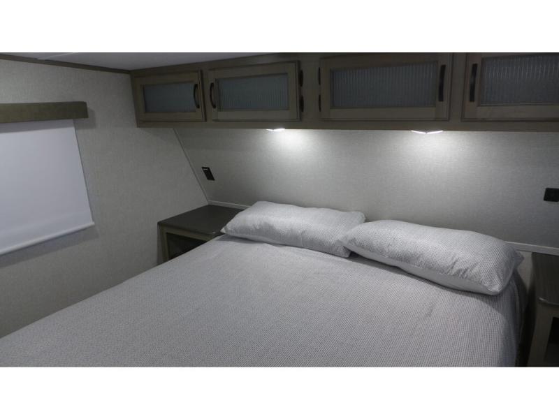 2022 Coachmen Chaparral Lite 274BH - Image 19
