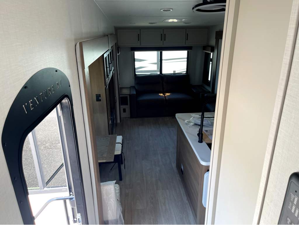 2027 VENTURE RV SPORTTREK 353VIK - Image 32