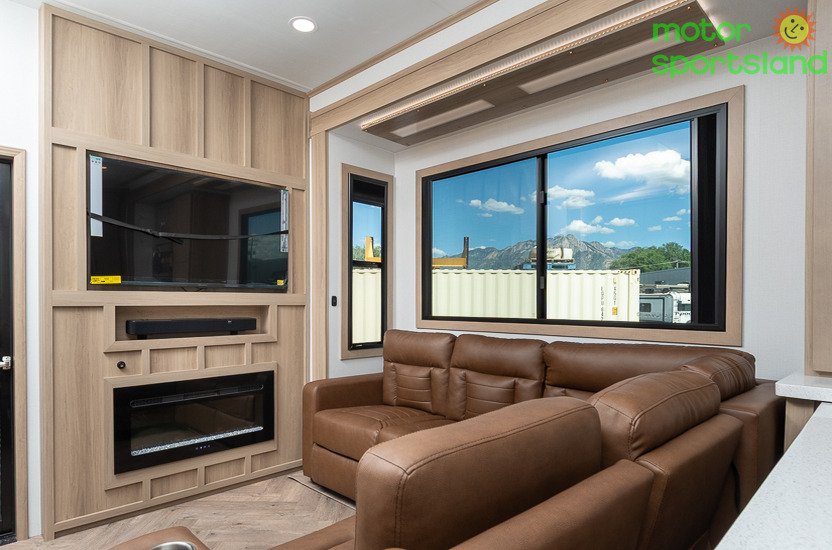 2027 Keystone Raptor 441 - Image 34