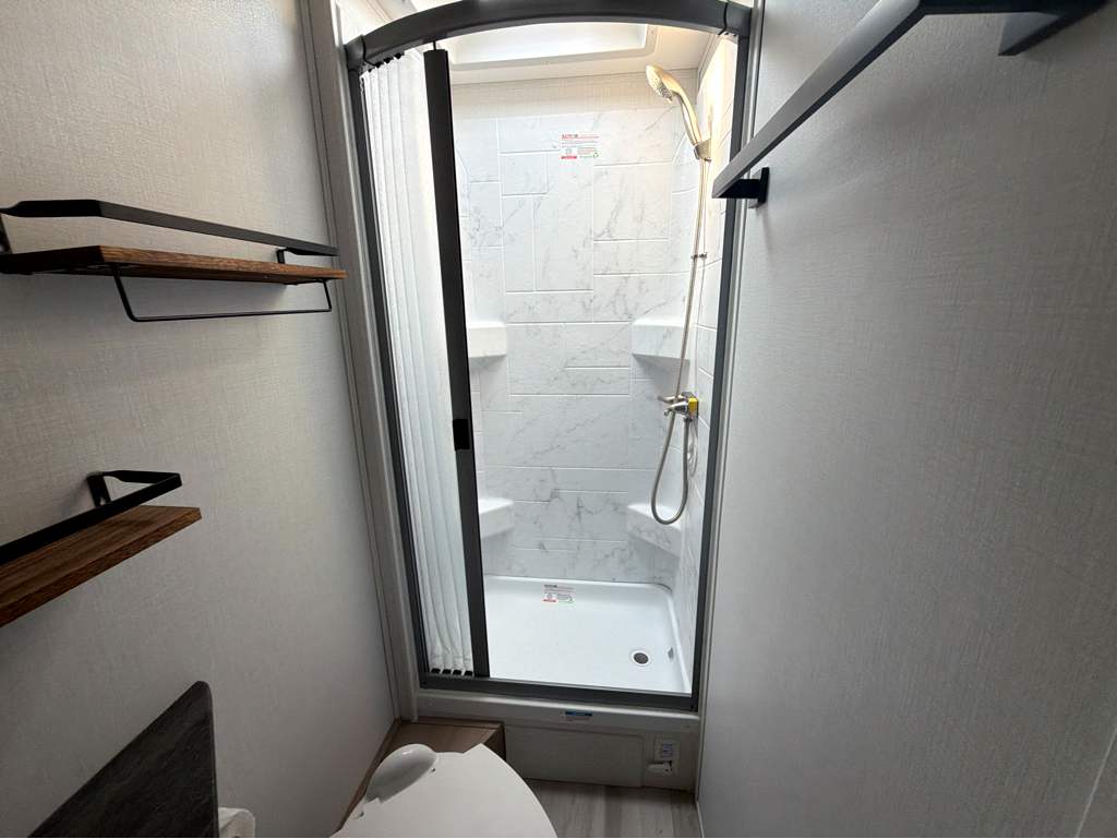 2026 FOREST RIVER SUNSEEKER 2400BDS - Image 31