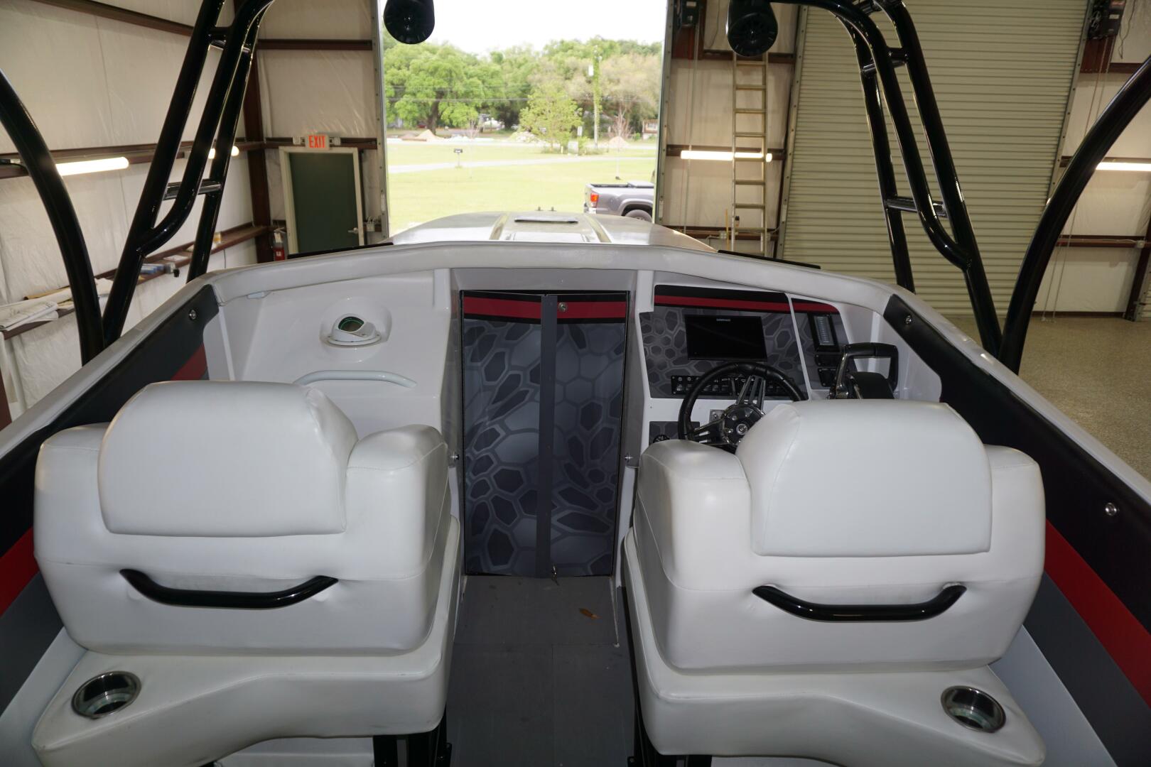 1998 Active Thunder 32 CC - Image 3