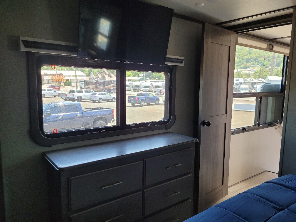 2022 Grand Design Solitude 390RK - Image 25