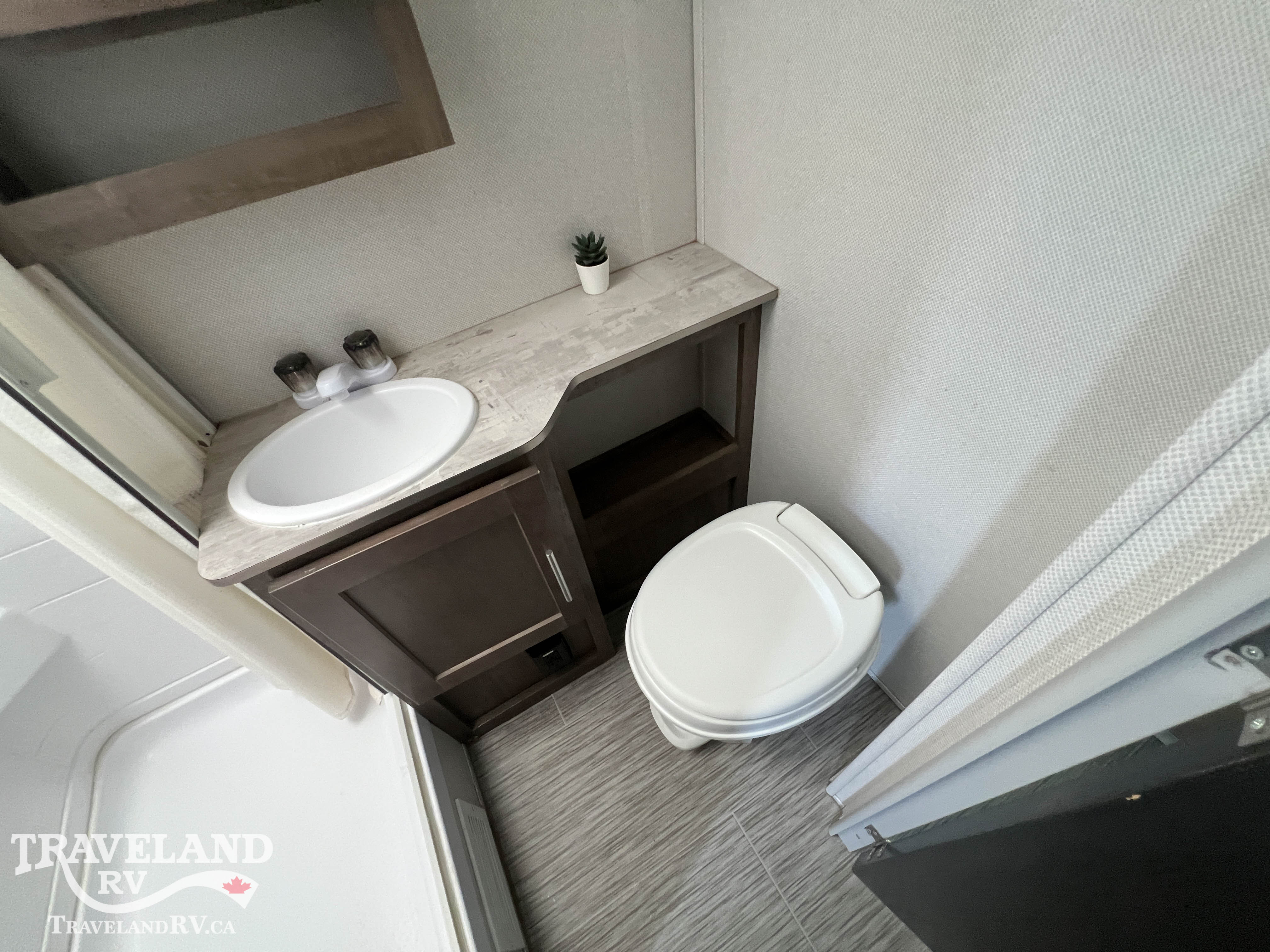 2020 FOREST RIVER NOBO 19.1 - Image 25